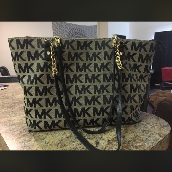 MK initial tote bag - Picture 1 of 3